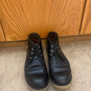 Red Wing Chukka 3148 Black chrome leather